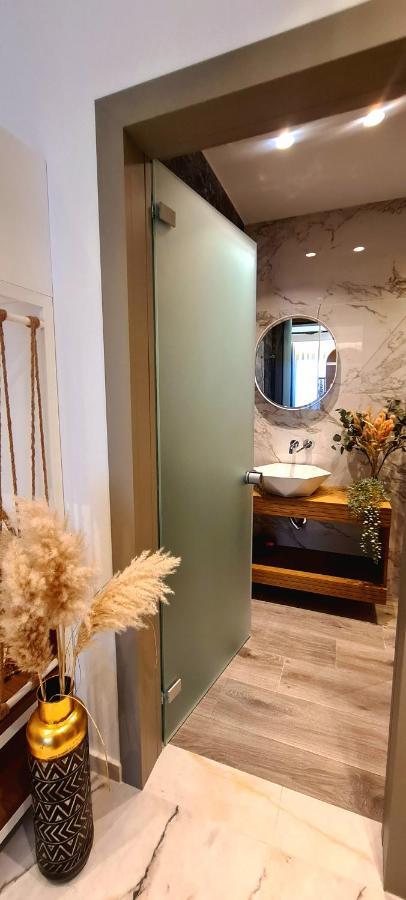 Costa Anastasia_Sea View Suites Vrasná 外观 照片
