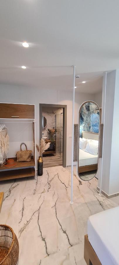 Costa Anastasia_Sea View Suites Vrasná 外观 照片