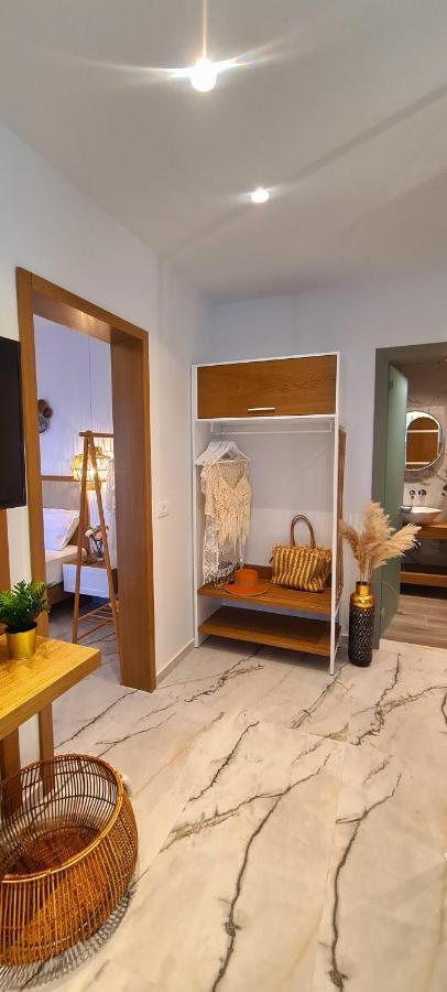 Costa Anastasia_Sea View Suites Vrasná 外观 照片