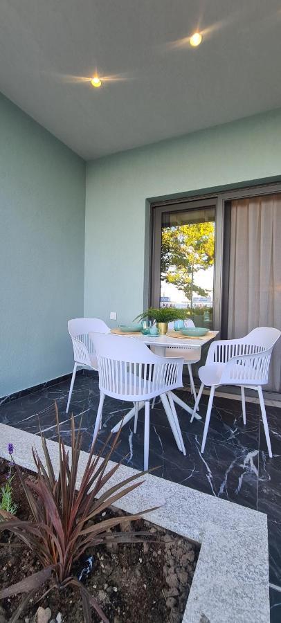 Costa Anastasia_Sea View Suites Vrasná 外观 照片
